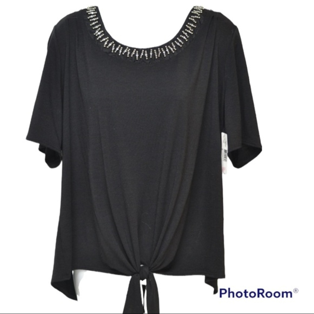 ND Woman's Embellished neckline Ties at Waist 1XL